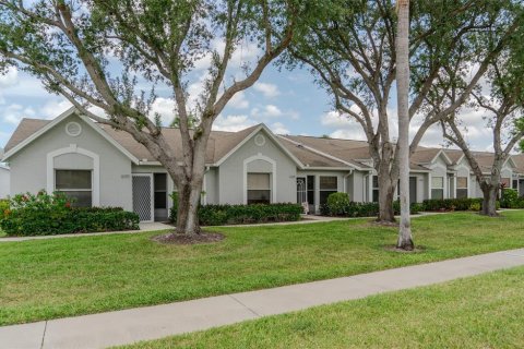 Copropriété à vendre à Naples, Floride: 2 chambres, 117.24 m2 № 1774724 - photo 2