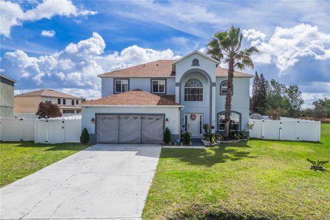 Villa ou maison à Kissimmee, Floride 5 chambres, 253.99 m2 № 2099020