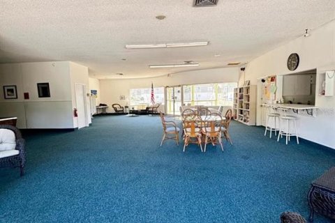 Condo in Holly Hill, Florida, 2 bedrooms  № 2381331 - photo 16