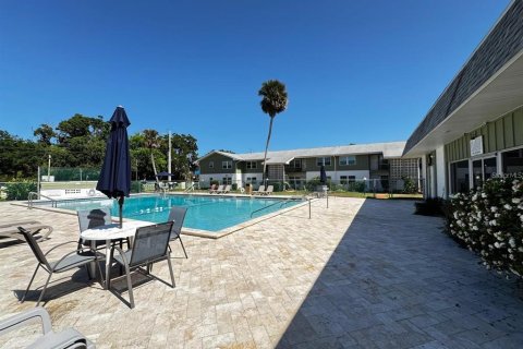 Condo in Holly Hill, Florida, 2 bedrooms  № 2381331 - photo 19