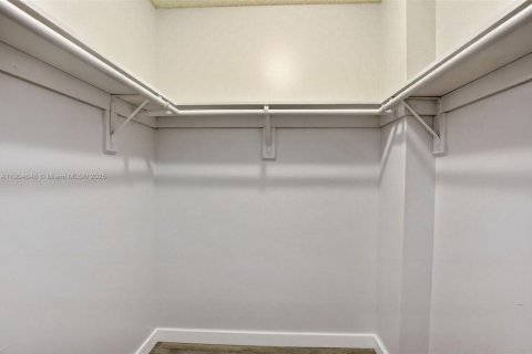 Condo in Plantation, Florida, 1 bedroom  № 1955184 - photo 18