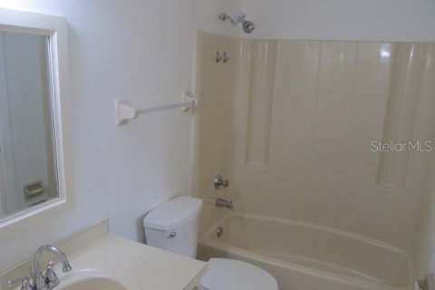 Condo in Venice, Florida, 2 bedrooms  № 1837401 - photo 16
