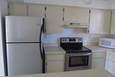 Condo in Venice, Florida, 2 bedrooms  № 1837401 - photo 9