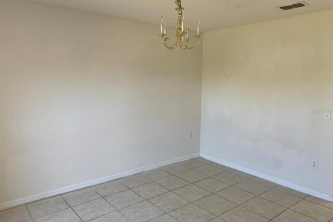 House in Kissimmee, Florida 4 bedrooms, 204.38 sq.m. № 1866202 - photo 9