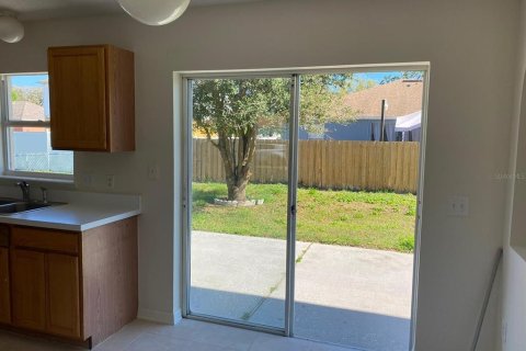 House in Kissimmee, Florida 4 bedrooms, 204.38 sq.m. № 1866202 - photo 16