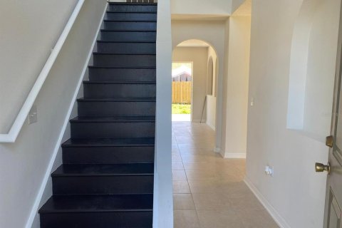 House in Kissimmee, Florida 4 bedrooms, 204.38 sq.m. № 1866202 - photo 10