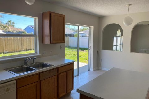 House in Kissimmee, Florida 4 bedrooms, 204.38 sq.m. № 1866202 - photo 19