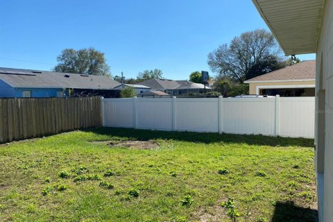 House in Kissimmee, Florida 4 bedrooms, 204.38 sq.m. № 1866202 - photo 18