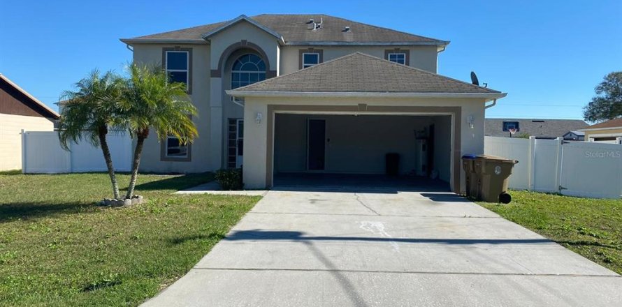 Casa en Kissimmee, Florida 4 dormitorios, 204.38 m2 № 1866202
