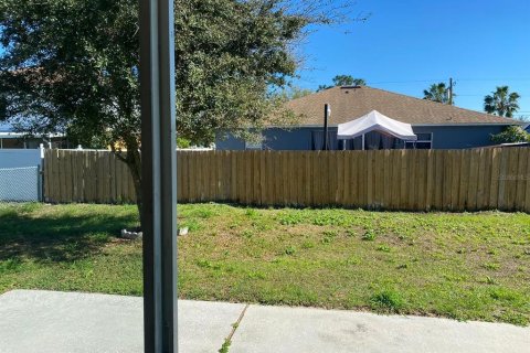 House in Kissimmee, Florida 4 bedrooms, 204.38 sq.m. № 1866202 - photo 17