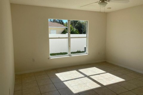 House in Kissimmee, Florida 4 bedrooms, 204.38 sq.m. № 1866202 - photo 15