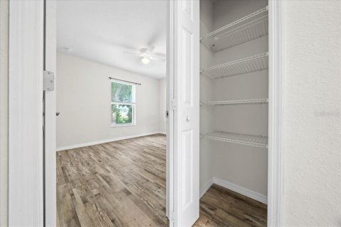 House in Ocala, Florida 3 bedrooms, 127 sq.m. № 1876579 - photo 8