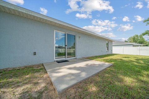 House in Ocala, Florida 3 bedrooms, 127 sq.m. № 1876579 - photo 12