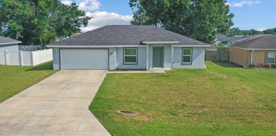 House in Ocala, Florida 3 bedrooms, 127 sq.m. № 1876579