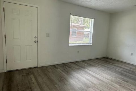 Appartement à louer à Auburndale, Floride: 2 chambres, 78.97 m2 № 2118140 - photo 4
