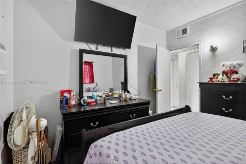 Купить виллу или дом в Норт-Майами, Флорида 3 спальни, 143.07м2, № 2052473 - фото 15