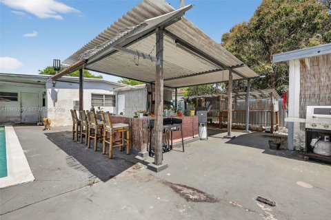 Купить виллу или дом в Норт-Майами, Флорида 3 спальни, 143.07м2, № 2052473 - фото 24