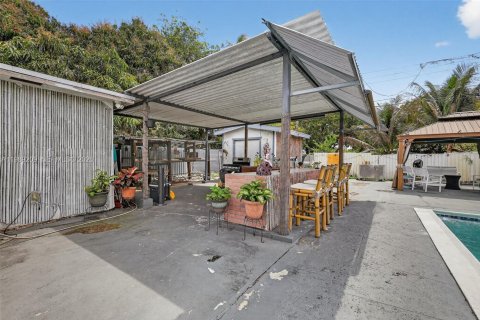 Купить виллу или дом в Норт-Майами, Флорида 3 спальни, 143.07м2, № 2052473 - фото 23