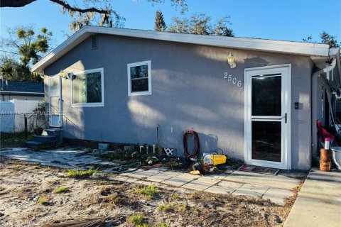 Купить виллу или дом в Плант-Сити, Флорида 2 спальни, 83.24м2, № 2032154 - фото 3