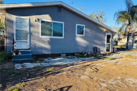 Купить виллу или дом в Плант-Сити, Флорида 2 спальни, 83.24м2, № 2032154 - фото 4