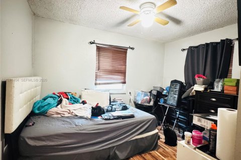 Купить виллу или дом в Плант-Сити, Флорида 2 спальни, 83.24м2, № 2032154 - фото 11