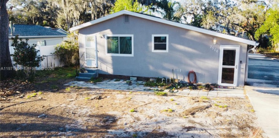 Дом в Плант-Сити, Флорида 2 спальни, 83.24м2 № 2032154