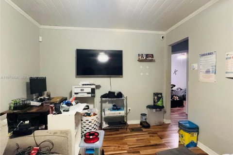 Купить виллу или дом в Плант-Сити, Флорида 2 спальни, 83.24м2, № 2032154 - фото 12