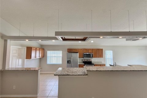 Villa ou maison à louer à Kissimmee, Floride: 4 chambres, 153.66 m2 № 2433699 - photo 8