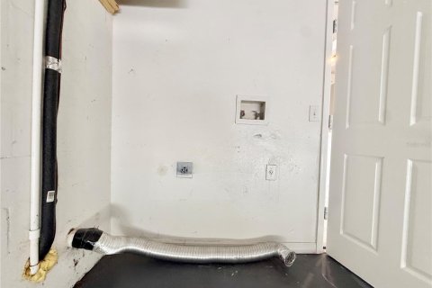 Villa ou maison à louer à Kissimmee, Floride: 4 chambres, 153.66 m2 № 2433699 - photo 23