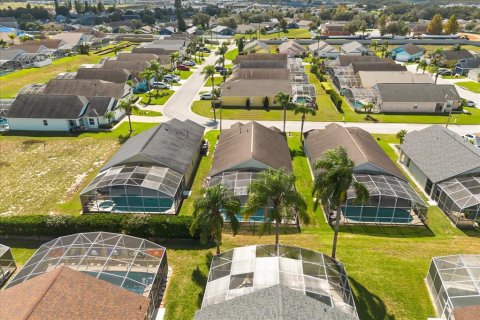 Villa ou maison à vendre à Davenport, Floride: 4 chambres, 163.51 m2 № 2211229 - photo 30