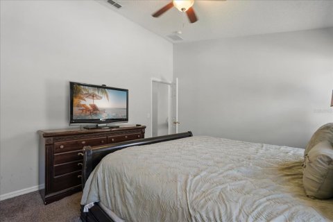 House in Davenport, Florida 4 bedrooms, 163.51 sq.m. № 2211229 - photo 7