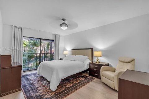 Adosado en alquiler en Doral, Florida, 4 dormitorios, 159.05 m2 № 2010476 - foto 17