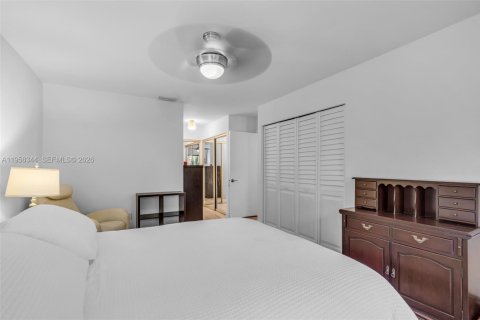 Adosado en alquiler en Doral, Florida, 4 dormitorios, 159.05 m2 № 2010476 - foto 19