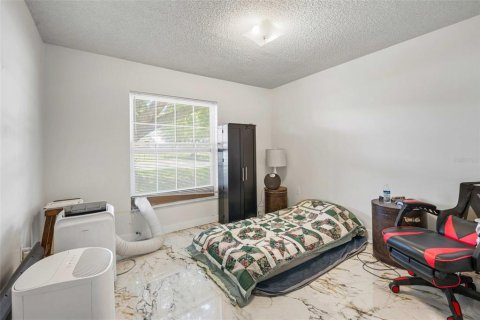 House in Lakeland, Florida 3 bedrooms, 132.29 sq.m. № 2203774 - photo 21