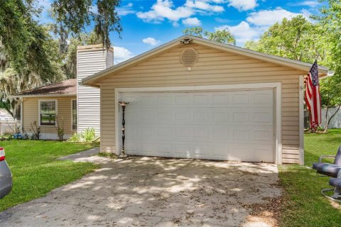 House in Lakeland, Florida 3 bedrooms, 132.29 sq.m. № 2203774