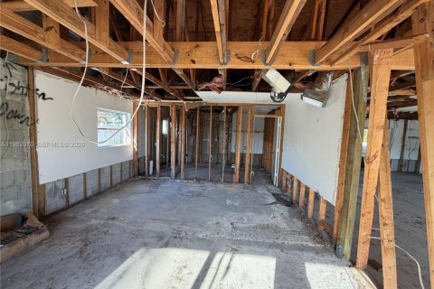 Купить виллу или дом в Кейп-Корал, Флорида 3 спальни, № 2056838 - фото 13