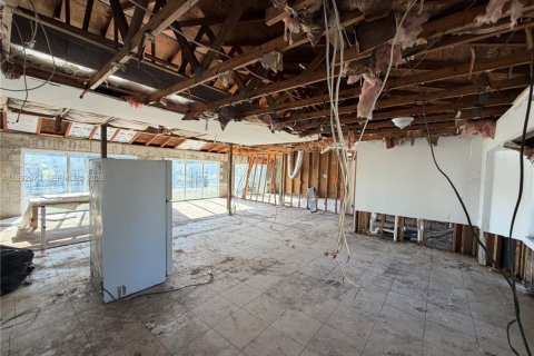 Купить виллу или дом в Кейп-Корал, Флорида 3 спальни, № 2056838 - фото 11