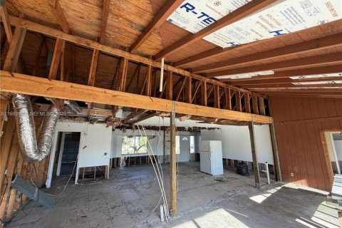 Купить виллу или дом в Кейп-Корал, Флорида 3 спальни, № 2056838 - фото 12