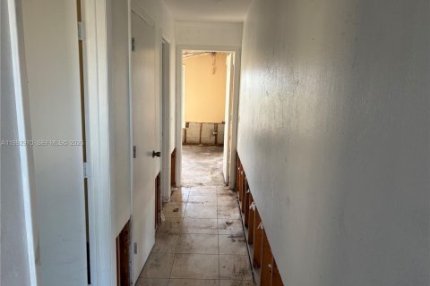 Купить виллу или дом в Кейп-Корал, Флорида 3 спальни, № 2056838 - фото 22