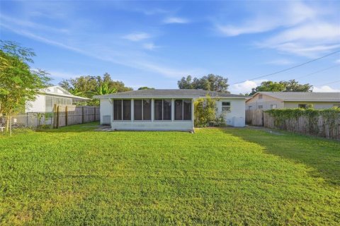 Casa en venta en Saint Petersburg, Florida, 2 dormitorios, 70.61 m2 № 2383856 - foto 24
