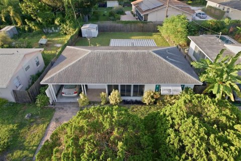 Casa en venta en Saint Petersburg, Florida, 2 dormitorios, 70.61 m2 № 2383856 - foto 28