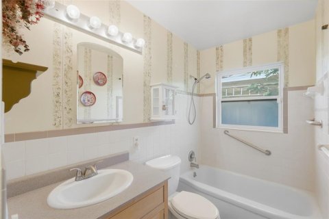 Casa en venta en Saint Petersburg, Florida, 2 dormitorios, 70.61 m2 № 2383856 - foto 11
