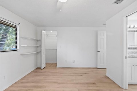 Adosado en alquiler en Tampa, Florida, 2 dormitorios, 86.21 m2 № 1903364 - foto 14