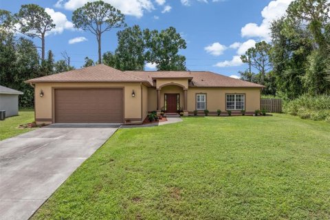 Casa en North Port, Florida 3 dormitorios, 164.81 m2 № 2371181