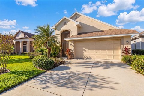 Villa ou maison à vendre à Mount Dora, Floride: 3 chambres, 169.36 m2 № 2422767 - photo 2