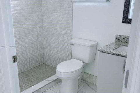 Copropriété à vendre à Miami, Floride: 2 chambres, 90.12 m2 № 1973252 - photo 11