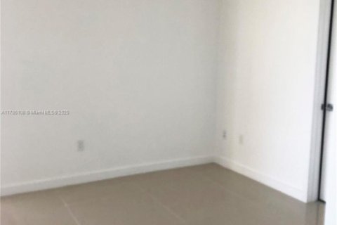 Condominio en venta en Miami, Florida, 3 dormitorios, 187.48 m2 № 1875478 - foto 7