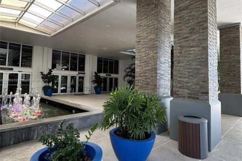 Condominio en venta en Tamarac, Florida, 2 dormitorios, 118.45 m2 № 1887296 - foto 6