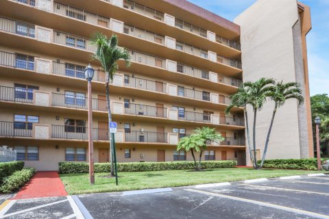 Copropriété à louer à Davie, Floride: 1 chambre, 83.61 m2 № 2417526 - photo 16