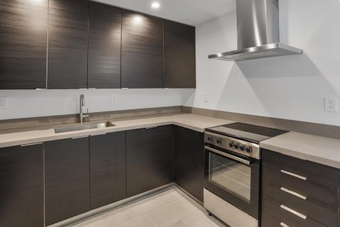 Copropriété à louer à Davie, Floride: 1 chambre, 83.61 m2 № 2417526 - photo 2